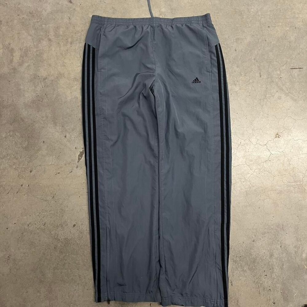 Y2K baggy adidas track pants‎